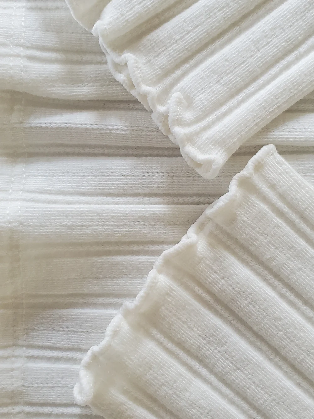 J. Crew Jcrew Ivory Ribbed Mock Neck Ruffle Trim Top New Without Tags Size M